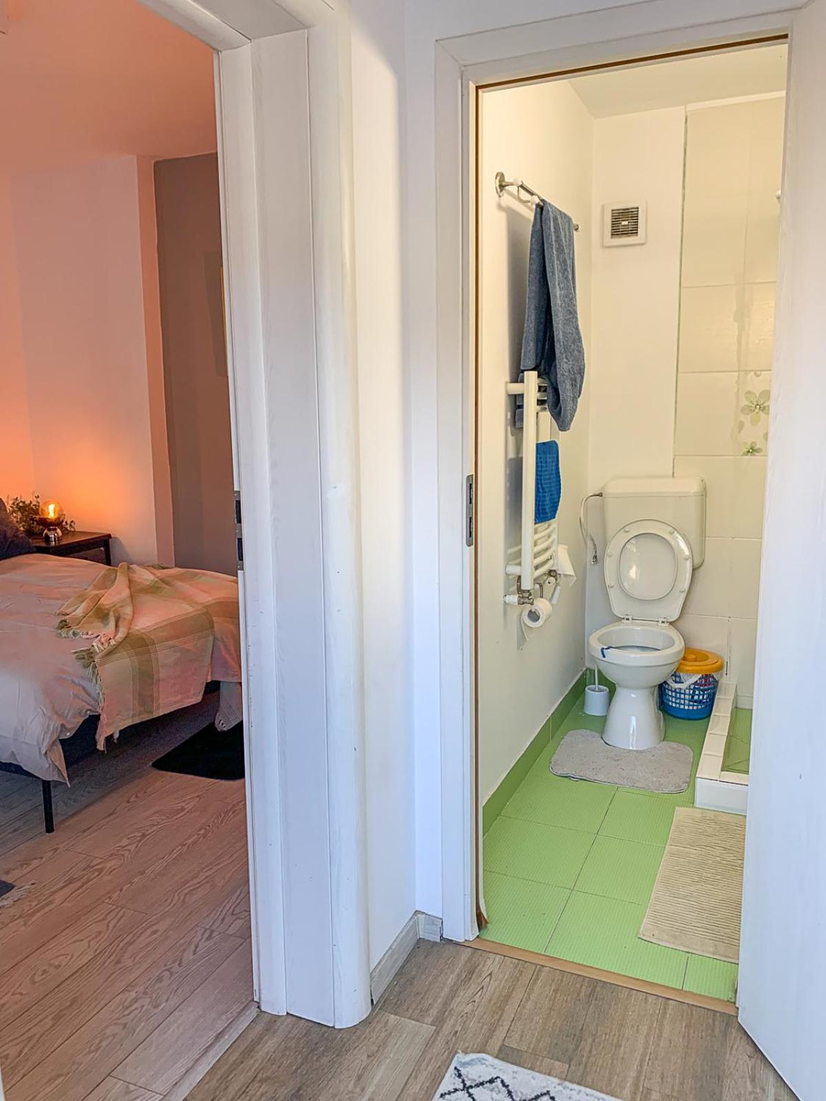 Central Tiny Houses Бухарест Екстер'єр фото